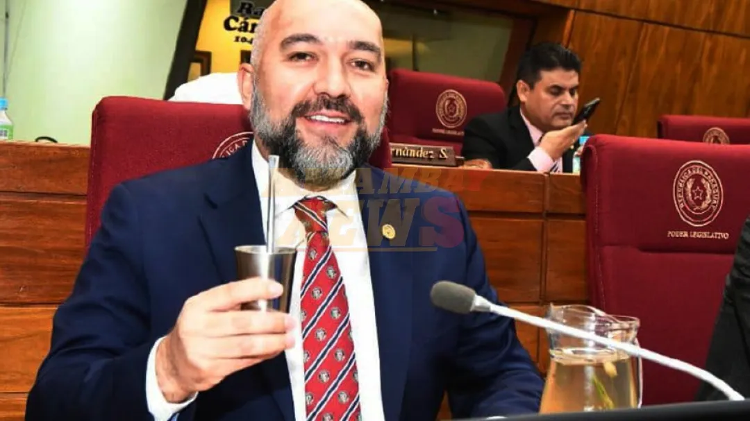 Diputados trata hoy renuncia de Arévalo y convoca a su suplente