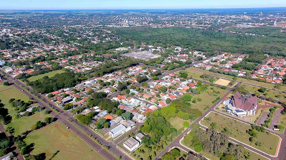 Itaipu, lado brasilero, anuncia venta de casas para financiar proyectos sociales