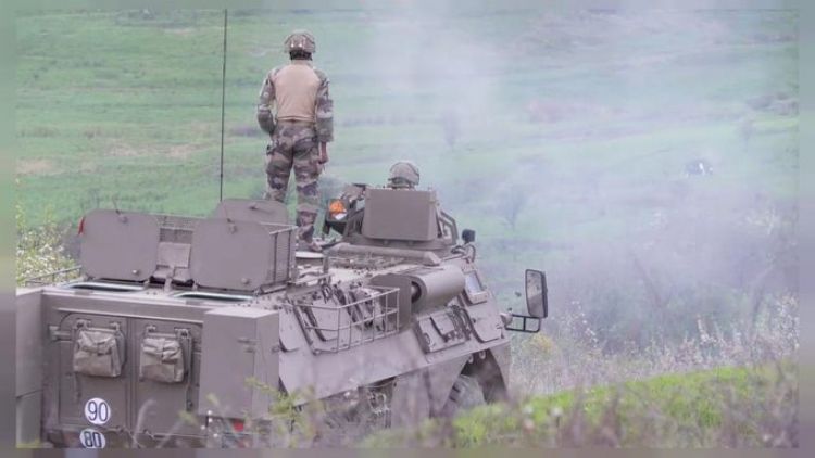 Soldados franceses de la OTAN realiza ejercicios con munición real en Rumanía