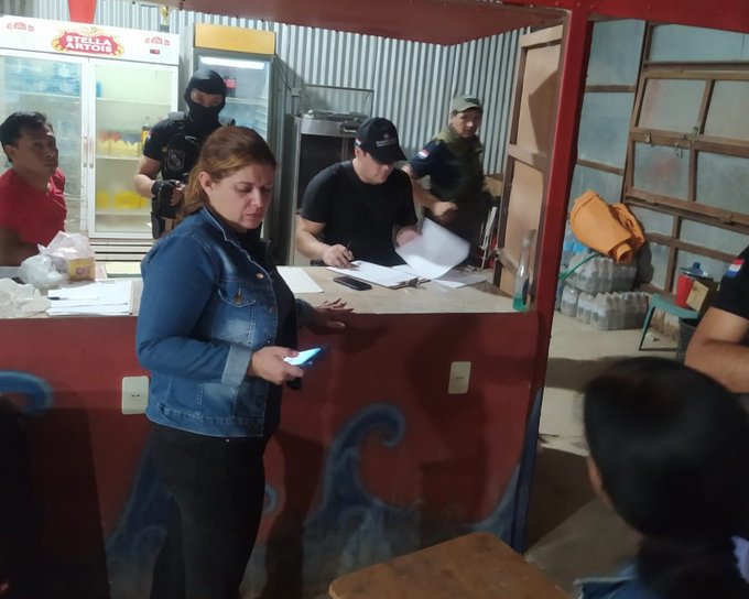 Allanan un local de juegos de azar e incautan máquinas tragamonedas en Pozo Colorado