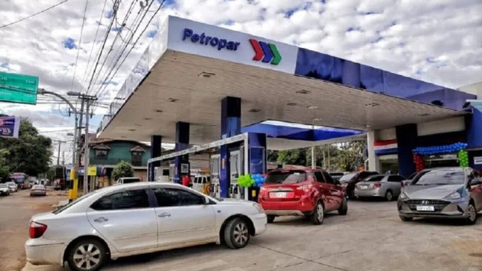 Gobierno dice que “Petropar se vio en la necesidad de subir sus precios”