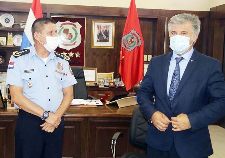 Policías corruptos serán dados de baja, afirma Giuzzio