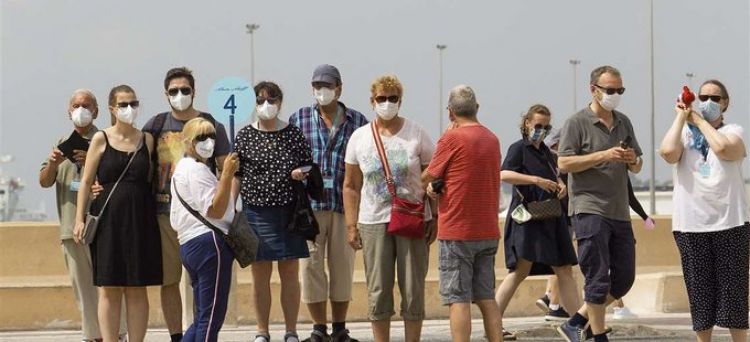 España dejará de usar mascarilla al aire libre y Moscú sufre la variante Delta del virus