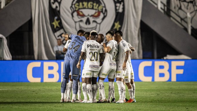 Santos despide a su entrenador tras malos resultados