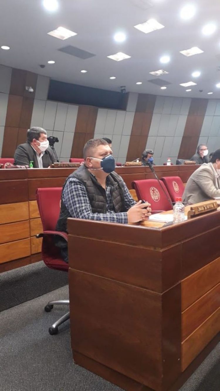 Bochornosa sesión en Diputados obliga a declarar cuarto intermedio