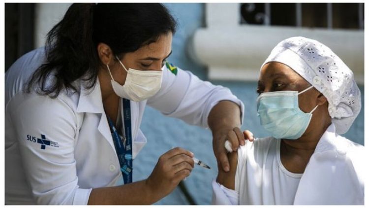 China autoriza exportación a Brasil de insumos de vacunas CoronaVac