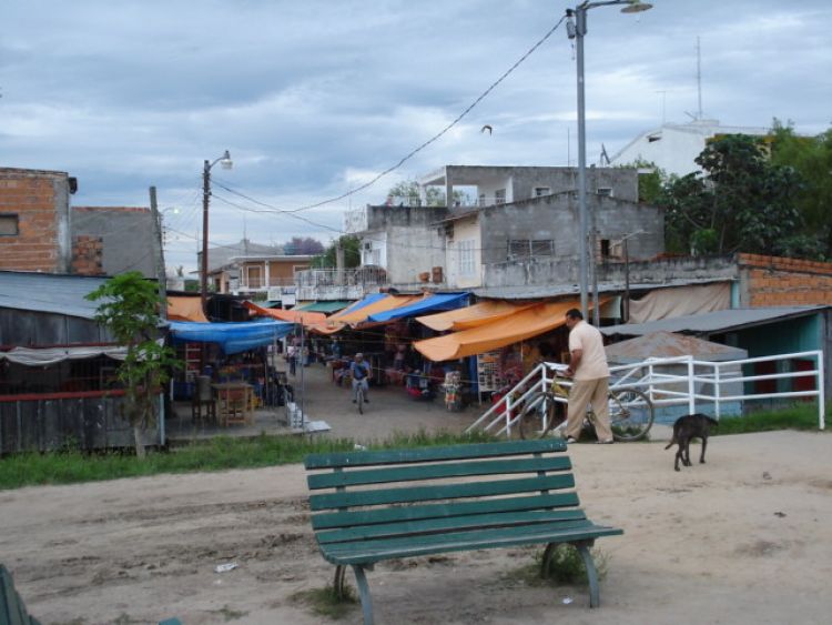 Comerciantes de Alberdi desesperados por las restricciones:"Hace 13 meses que estamos sin trabajar"