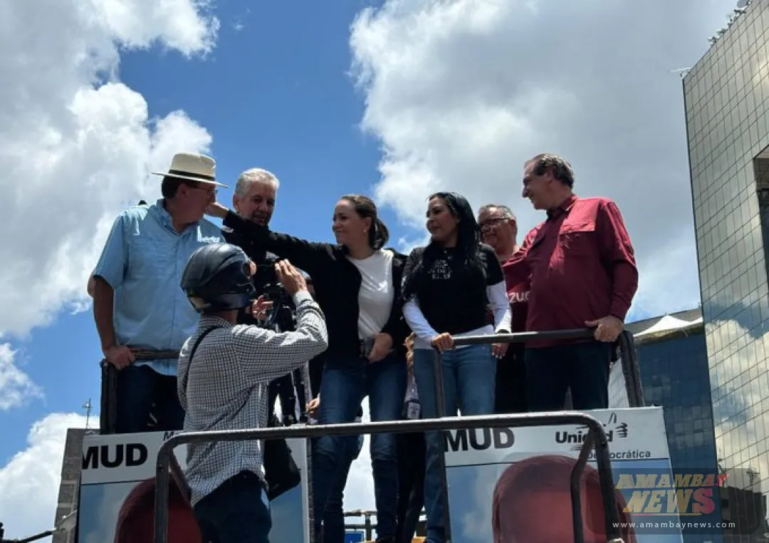María Corina Machado participa en manifestación en Caracas