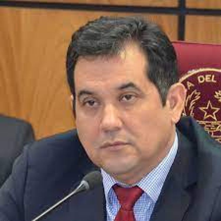 Senador habla de «maletín de recaudación» robado durante asalto a funcionarios de Aduanas
