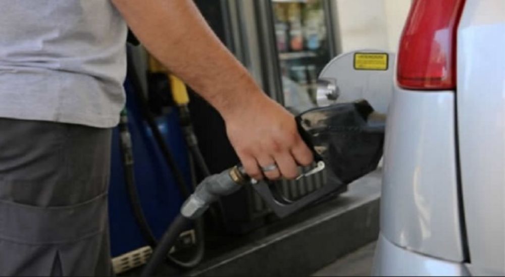 Emblemas privados reclaman a Petropar que anuncie nuevo precio del gasoil