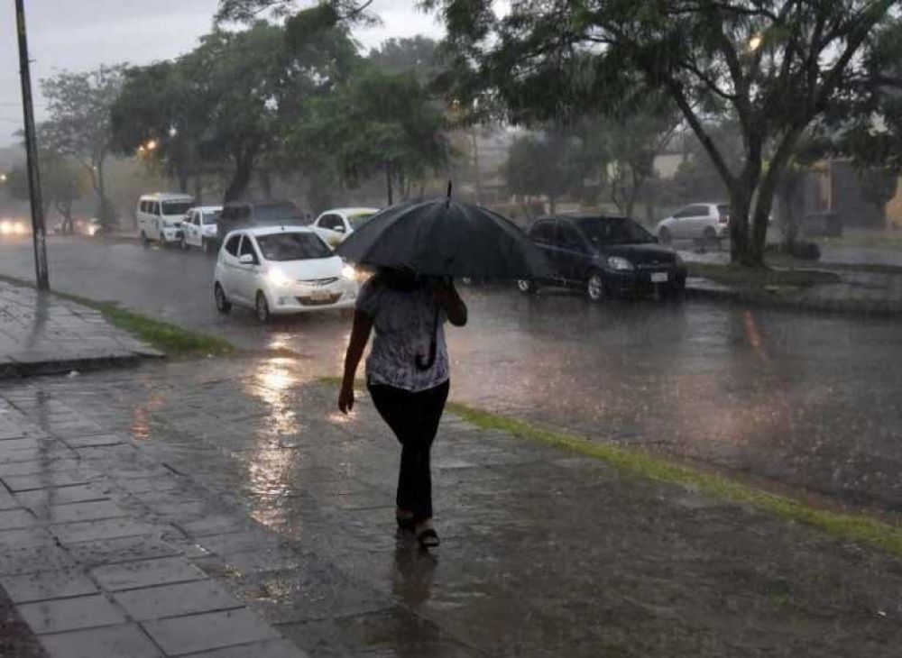 Prevén tiempo inestable y caluroso para este lunes