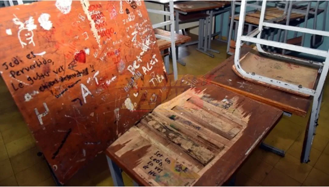 Escuelas públicas de Asunción en crisis: sin sillas, murallas en riesgo y sin energía