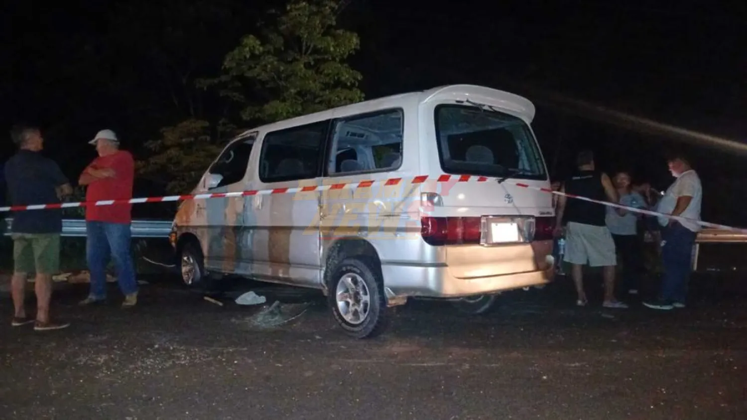 Un fallecido y dos lesionados deja choque entre camioneta y minibús en San Pedro