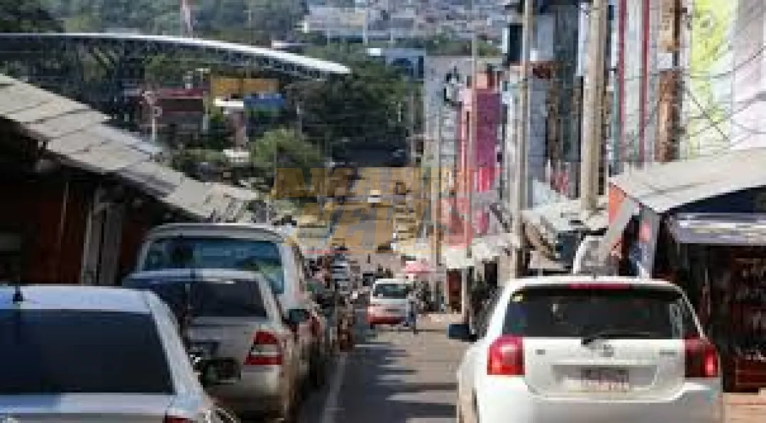 Sábado caluroso y con probabilidad de chaparrones