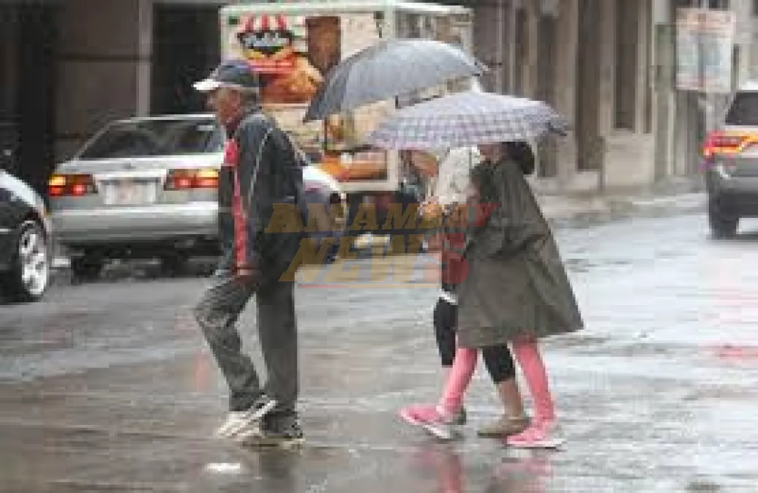 Meteorología anuncia martes fresco, lluvias y vientos del sur