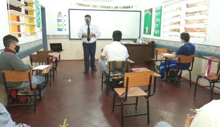 Aseguran que colegios privados continuarán con las clases híbridas