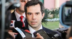 Presidente del BCP niega haber sido juez y parte en la sanción a banco