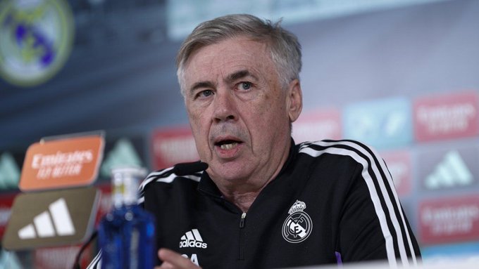 Ancelotti: "El proyecto de futuro del club es fichar un '9'