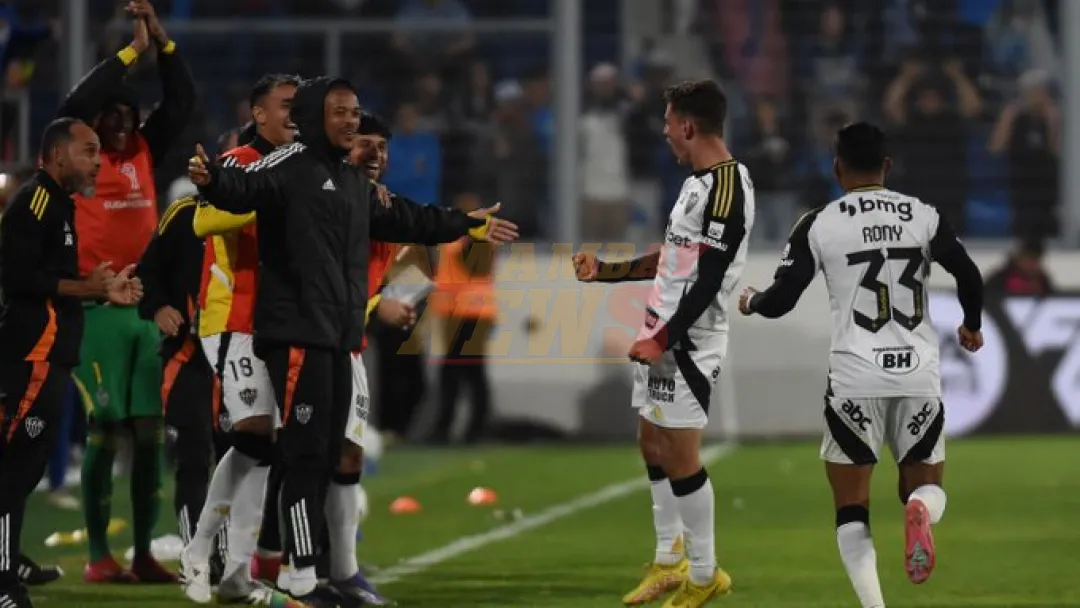 Natanael le da el triunfo al Atlético Mineiro