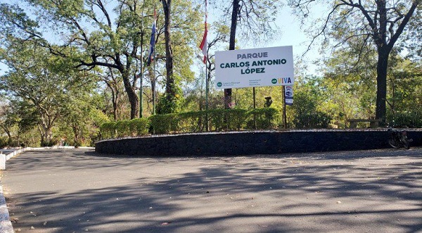 Joven baleada en parque se recupera tras cirugía