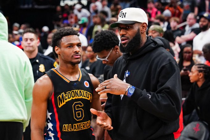 Hijo de LeBron James sufrió paro cardíaco en entrenamiento