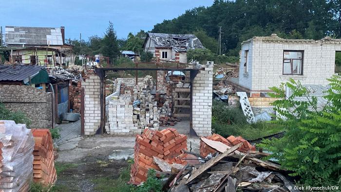 Ucrania: la lenta reconstrucción de los pueblos liberados