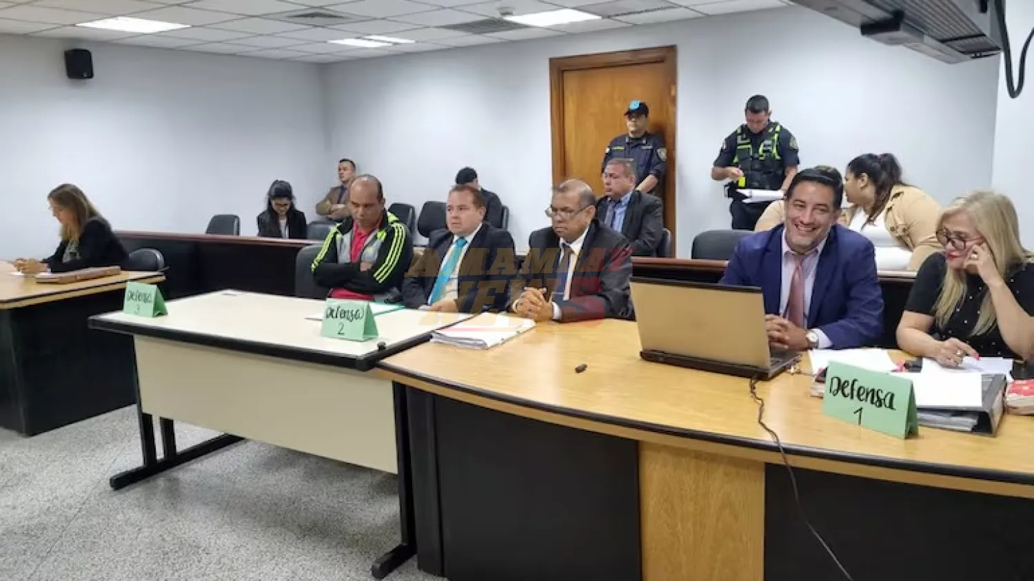 Inició juicio a exjuez, fiscal suspendida y abogado por caso de supuesta coima