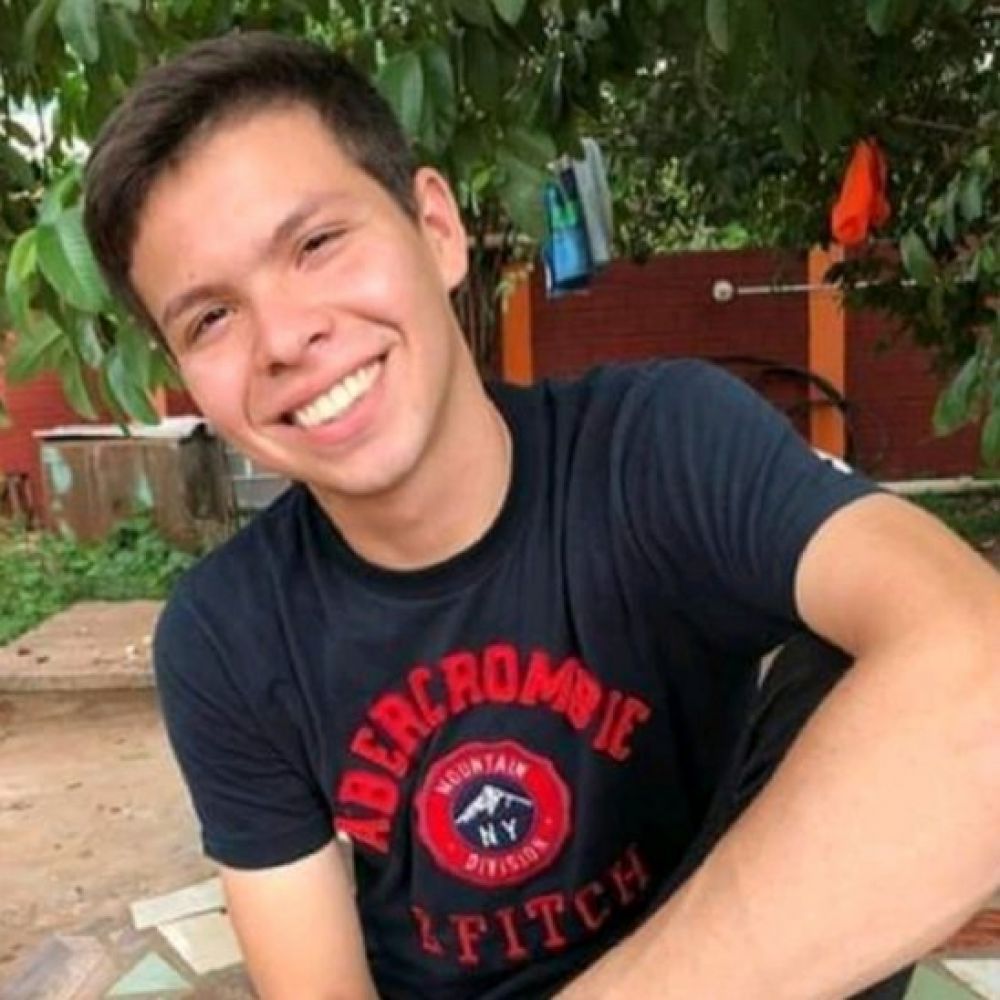 Buscan a joven desaparecido desde hace más de un mes