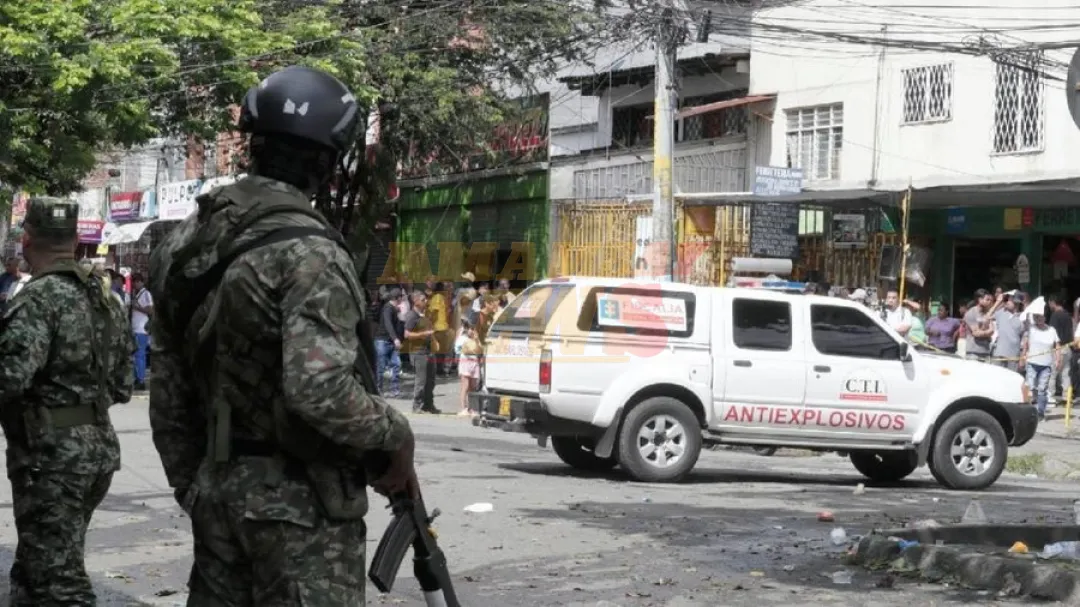 Colombia bajo ataque: van siete muertos tras ola de agresiones con explosivos y autos bomba