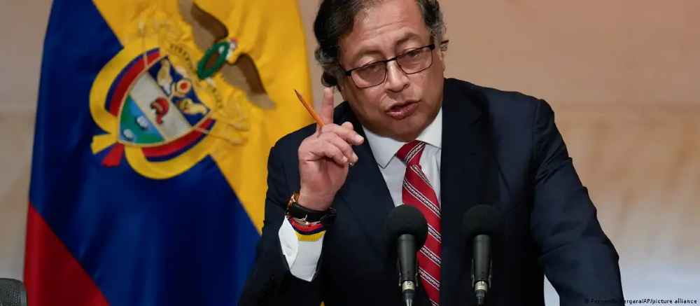 Colombia rechaza insultos de Daniel Ortega contra Petro