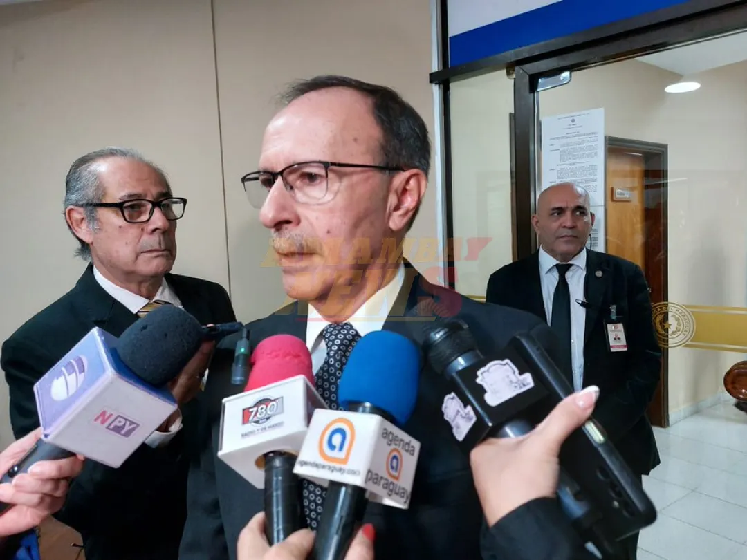 Ministro defiende préstamo para compra de aviones Super Tucano ante Comisión del Senado