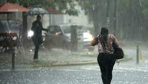 Pronostican día cálido y lluvias dispersas