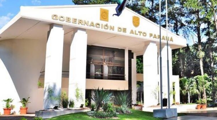 Gobernación de Alto Paraná llama a licitación para seguro médico de funcionarios