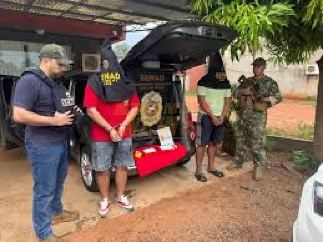 Capturan a distribuidores mayoristas de cocaína en la vía pública
