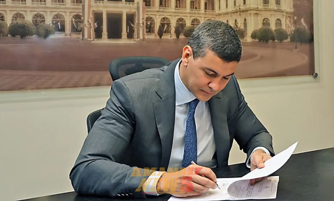 Peña promulga ley que unifica funciones de INAN y DINAVISA