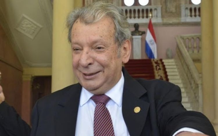 Senador Galaverna es hospitalizado en Asunción