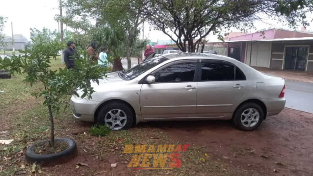 Auto de un policía fue atacado con 14 balazos en Pedro Juan Caballero