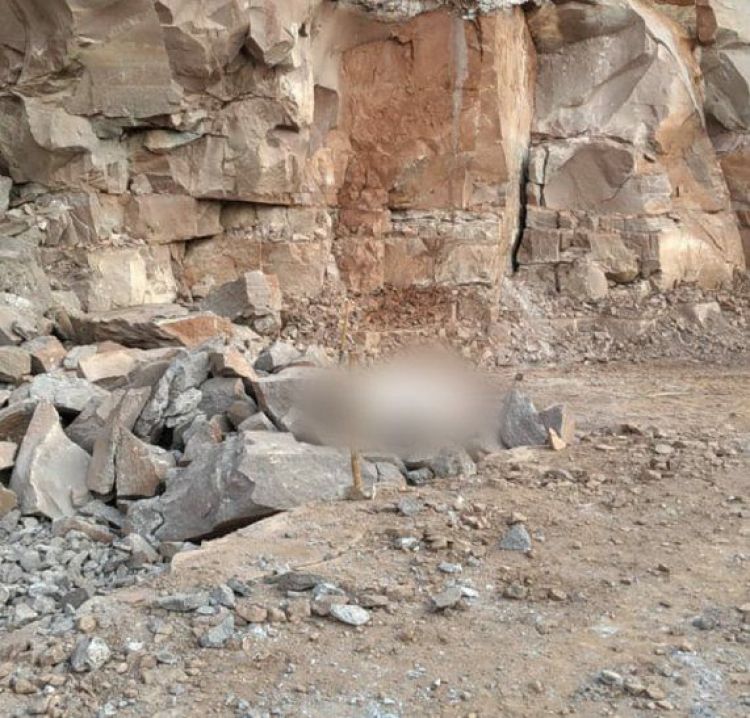 Obrero muere al caer sobre él una piedra en una cantera