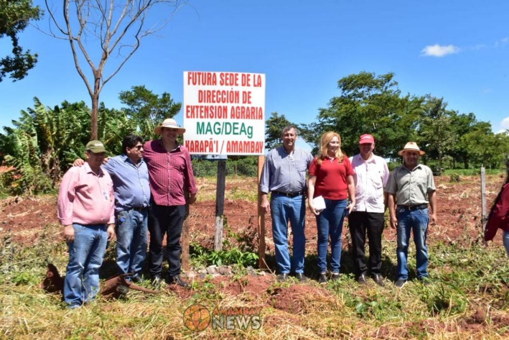 Seccionaleros del MAG y del INDERT, abandonan terreno donado en Karapaí
