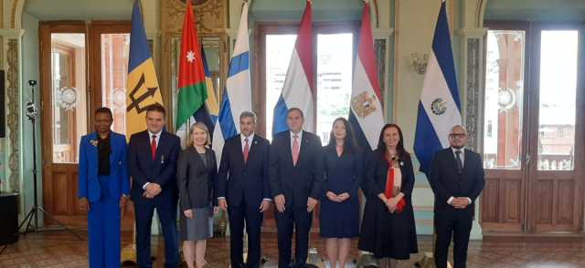 Presidente recibió credenciales de nuevos embajadores concurrentes ante el Gobierno