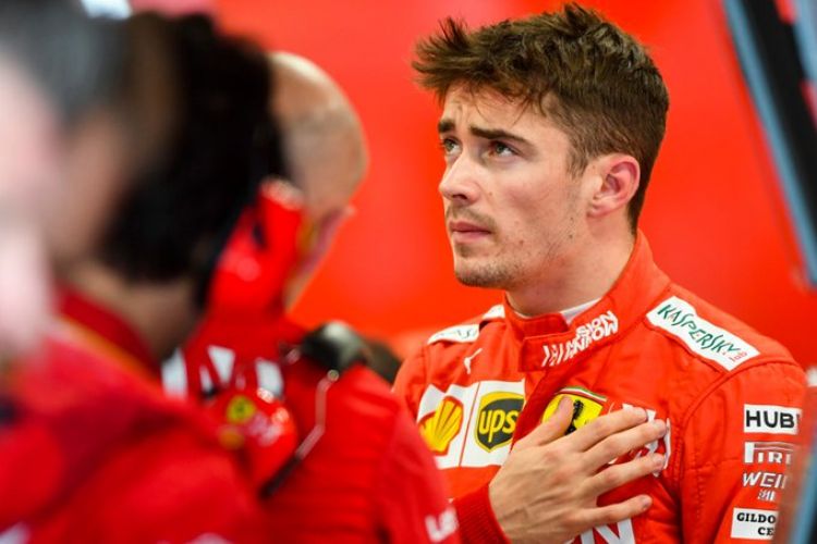El amo de la pole, Charles Leclerc, saldrá primero en Bakú