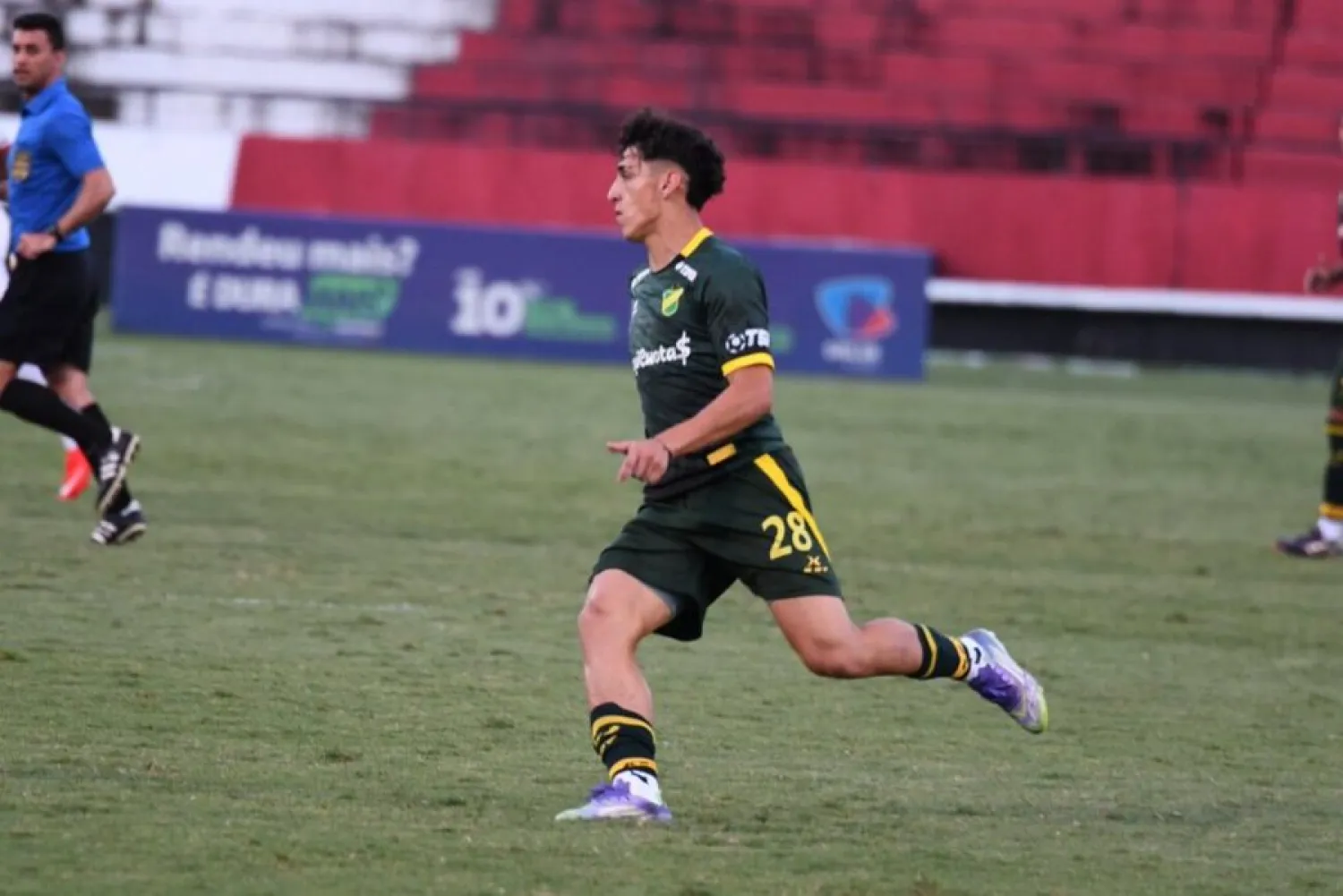 Arranca el año con la ilusión puesta en su joven goleador paraguayo