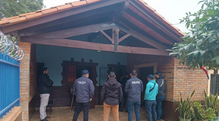 Caso menor abusada: allanan vivienda de militar prófugo
