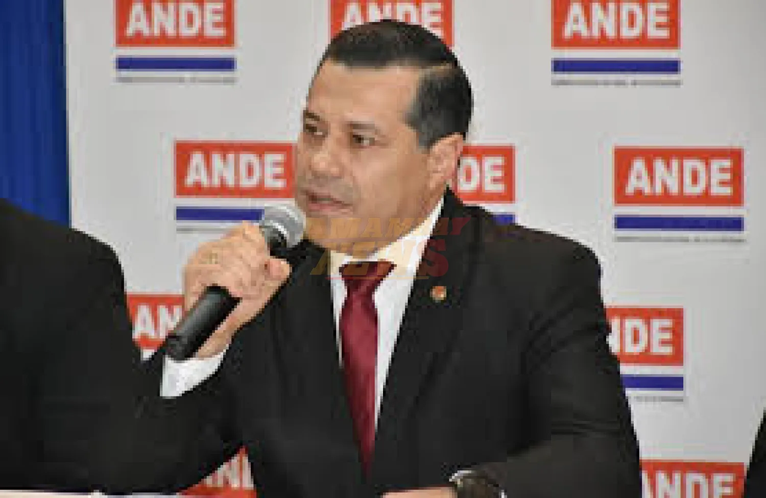 ANDE descarta aumento de tarifa este año, pero anuncia revisión para 2026