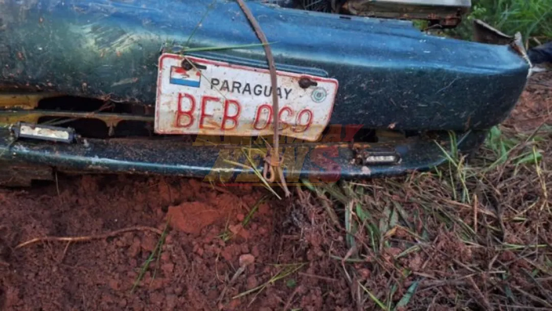 Amambay: Vehículo cae a una cuneta, una persona muere y siete quedan heridas