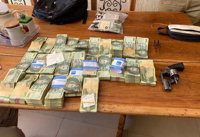 Detienen a dos personas e incautan casi G. 300 millones tras allanamientos en Luque y Asunción