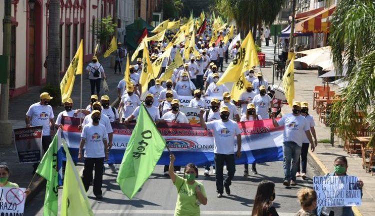 Confirman dictamen de comisión que otorga aumento salarial a docentes