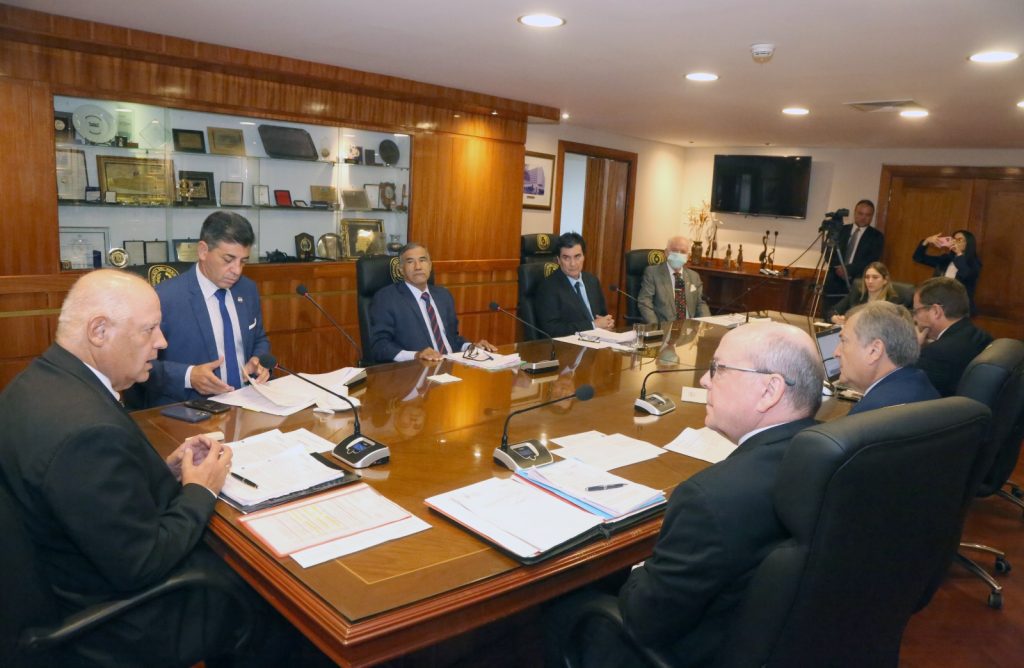 Hay cerca de 400 funcionarios judiciales  entre 65 y 91 años que se deben jubilar