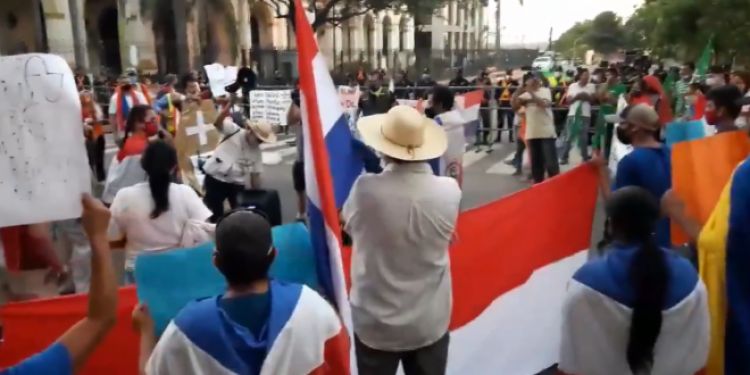 Séptimo día de protesta ciudadana contra el Gobierno