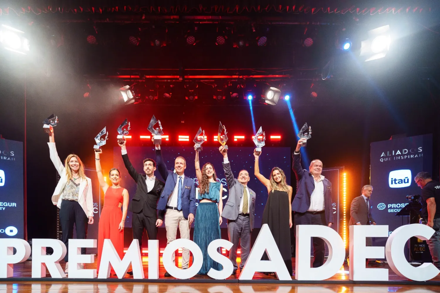 Premios ADEC 30 años: celebrando tres décadas de éxito empresarial en Paraguay